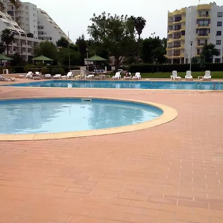 T0 Da Rocha Apartmán *